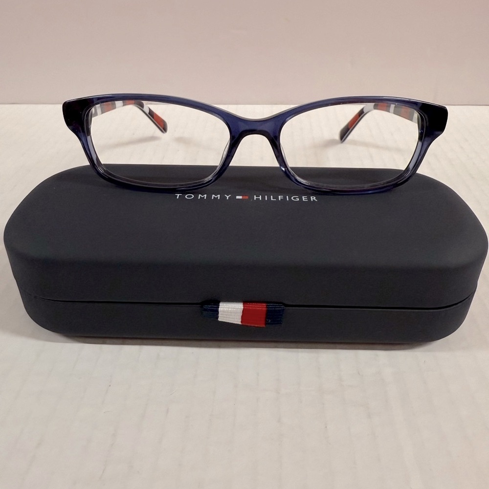 Tommy Hilfiger Eyewear